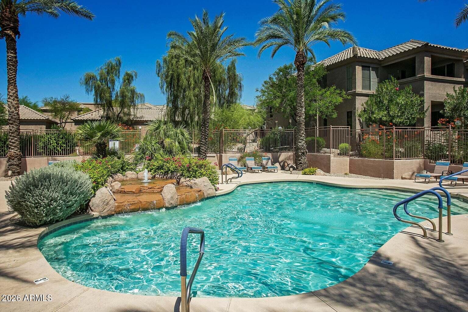 11680 E SAHUARO Drive 2005