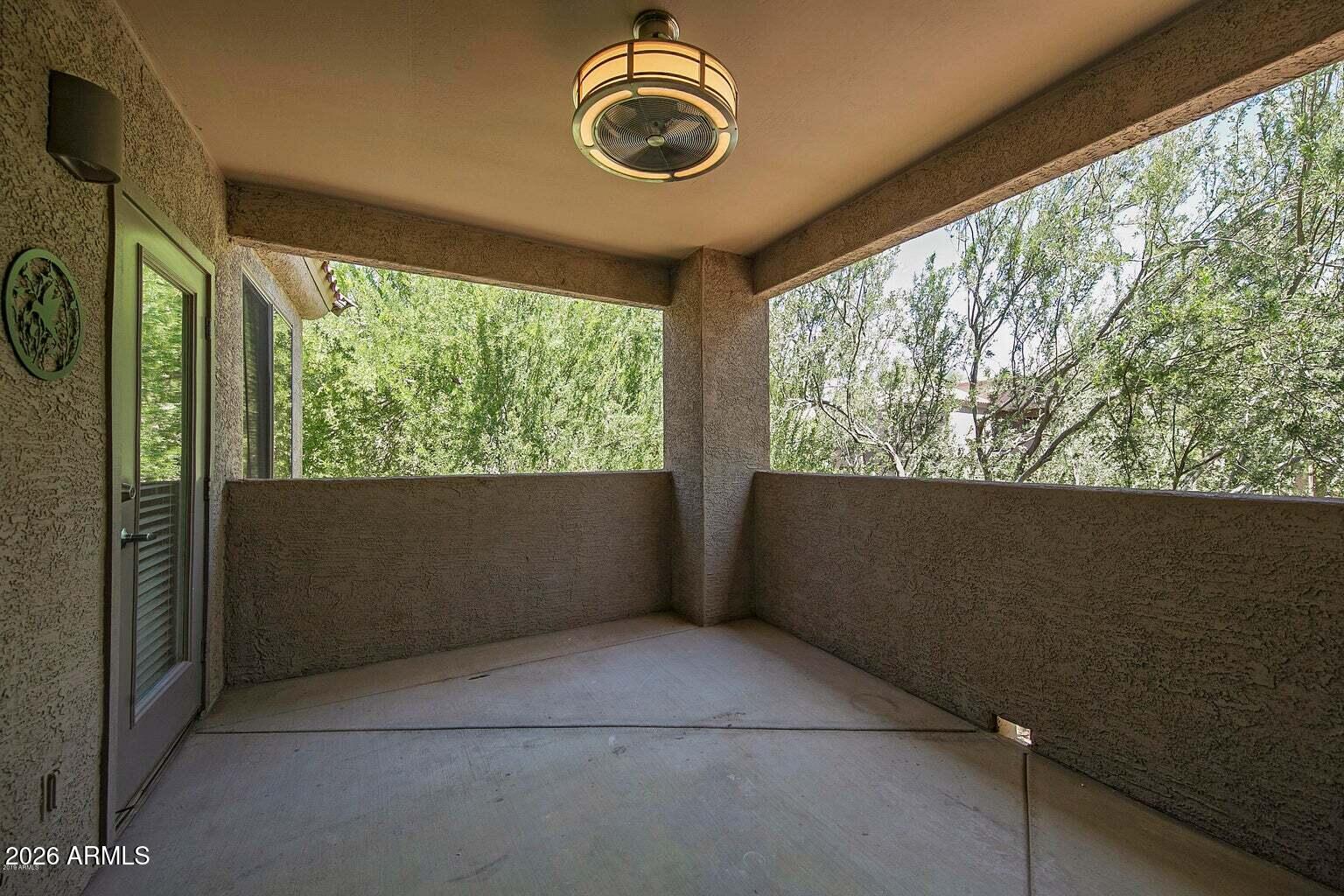 11680 E SAHUARO Drive 2005