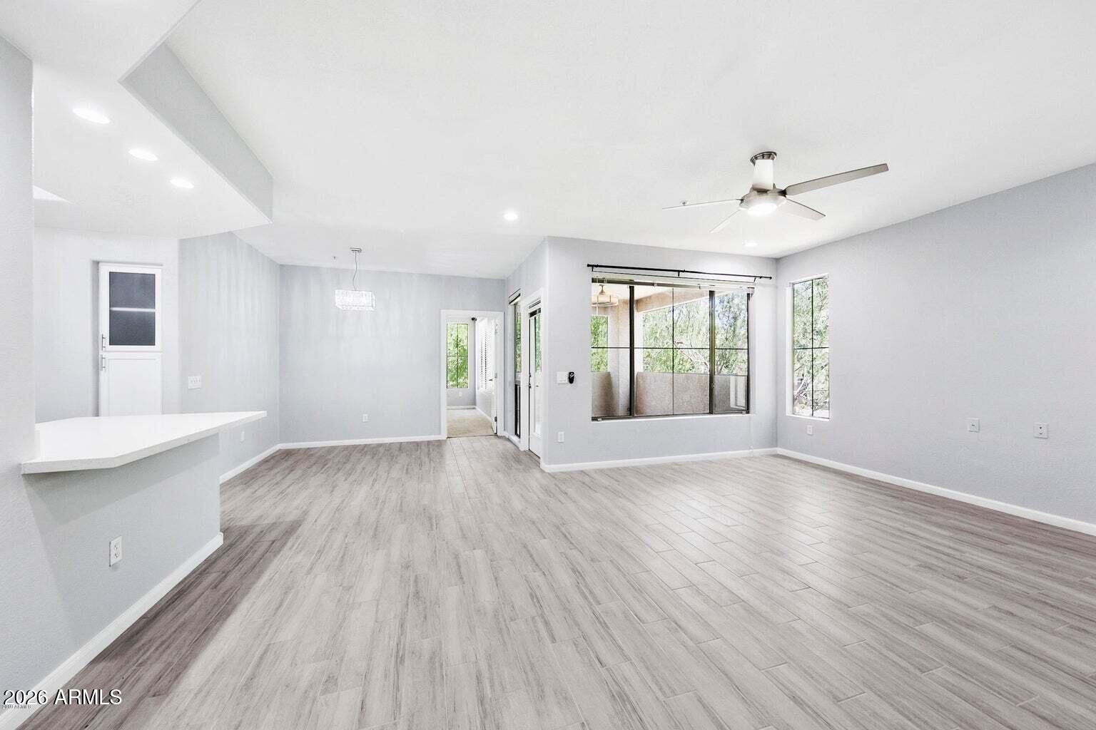 11680 E SAHUARO Drive 2005