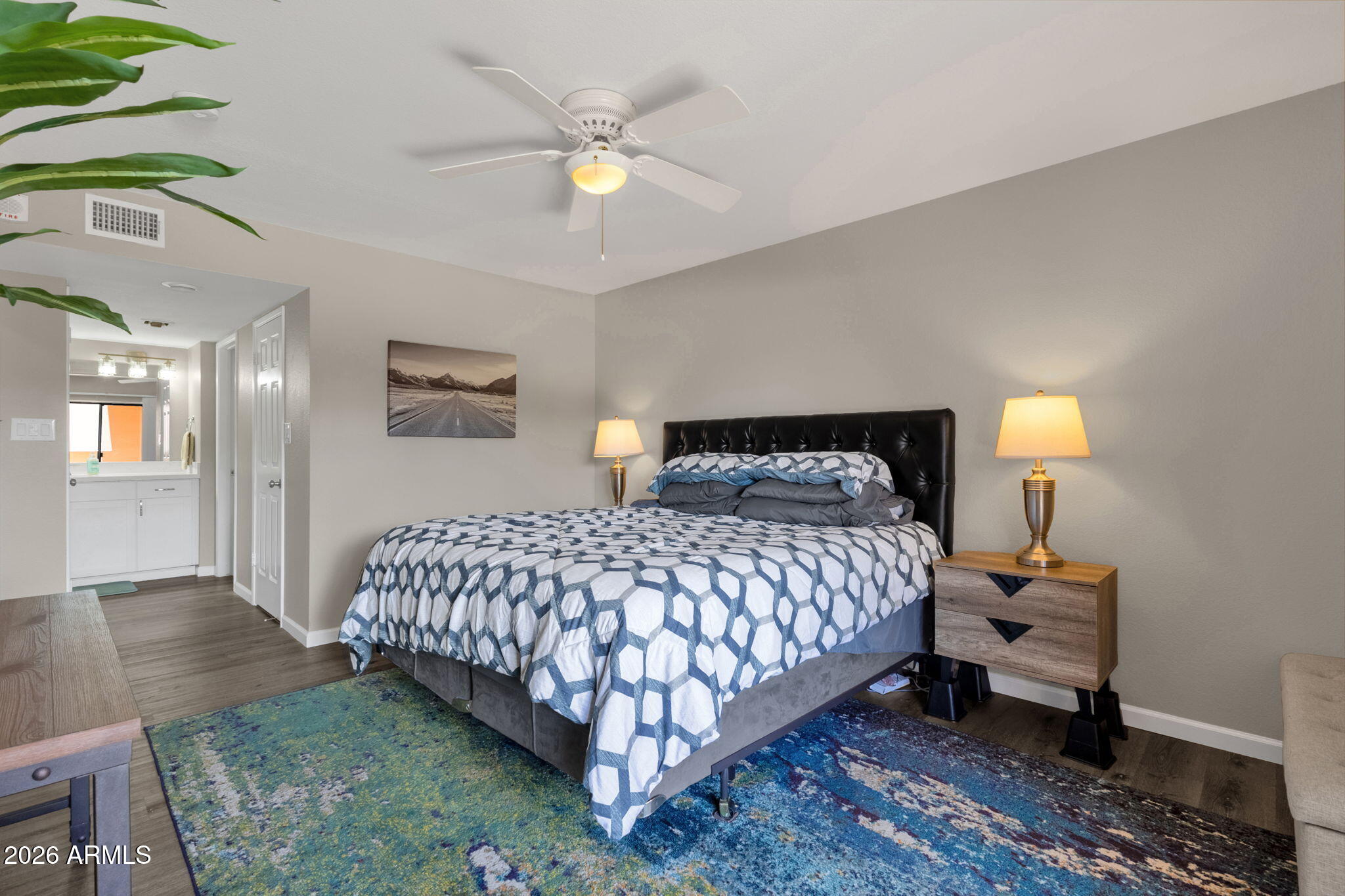 12222 N PARADISE VILLAGE Parkway S 233