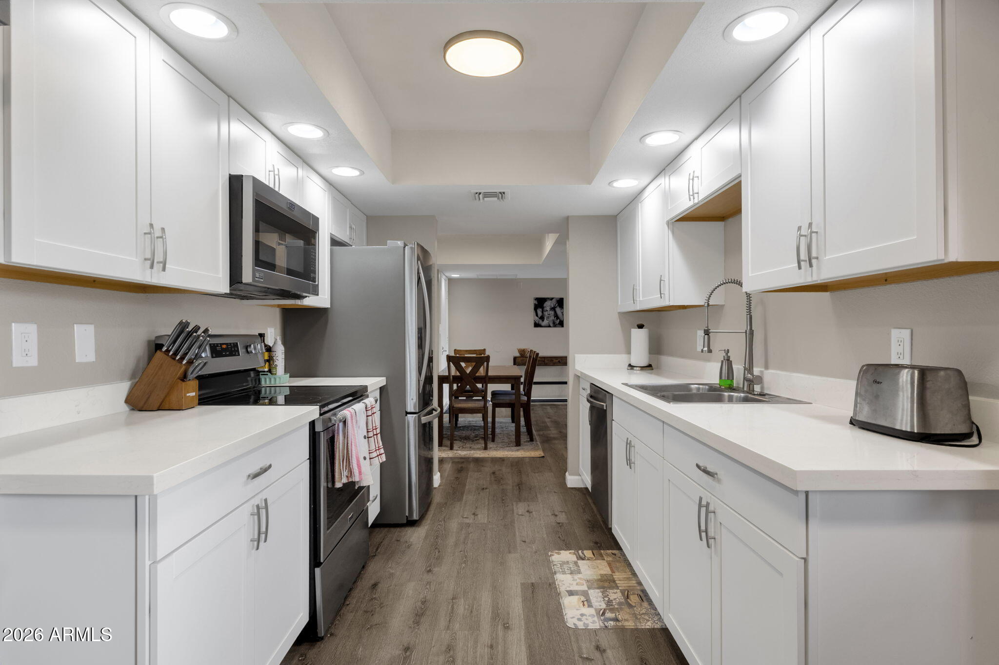 12222 N PARADISE VILLAGE Parkway S 233