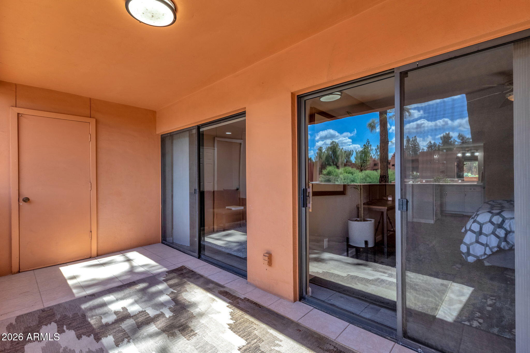 12222 N PARADISE VILLAGE Parkway S 233