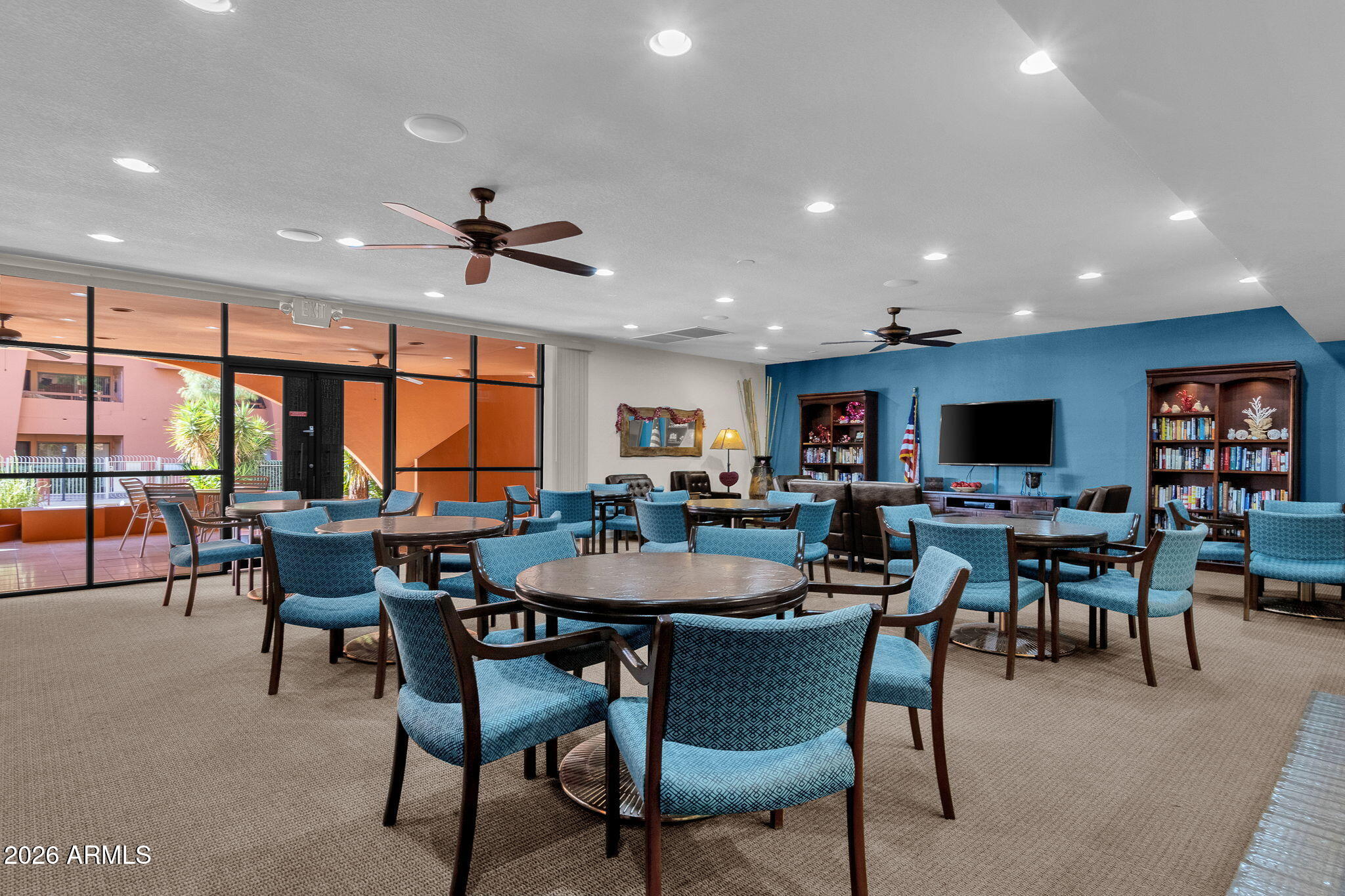 12222 N PARADISE VILLAGE Parkway S 233
