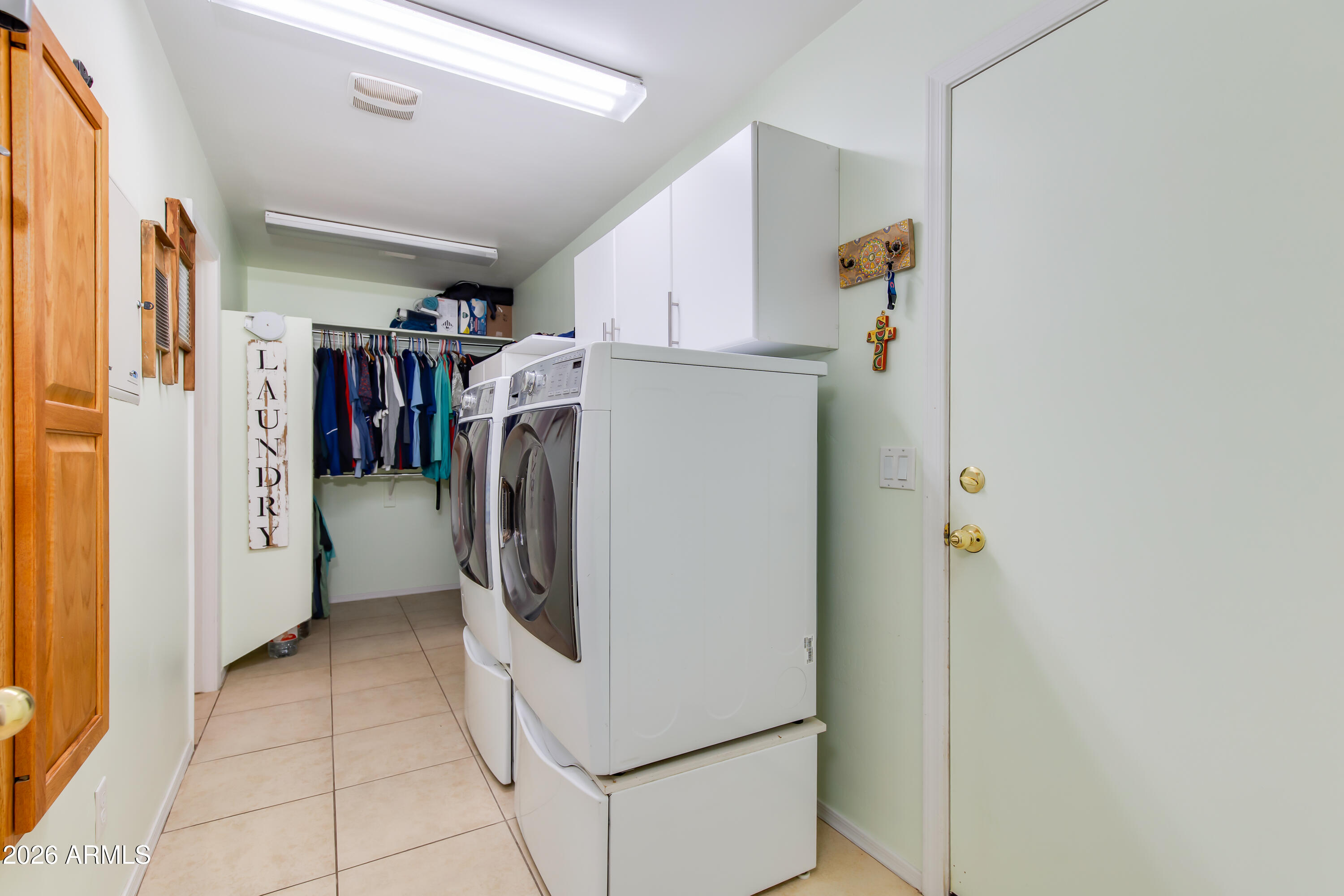 26320 S NORA Lane