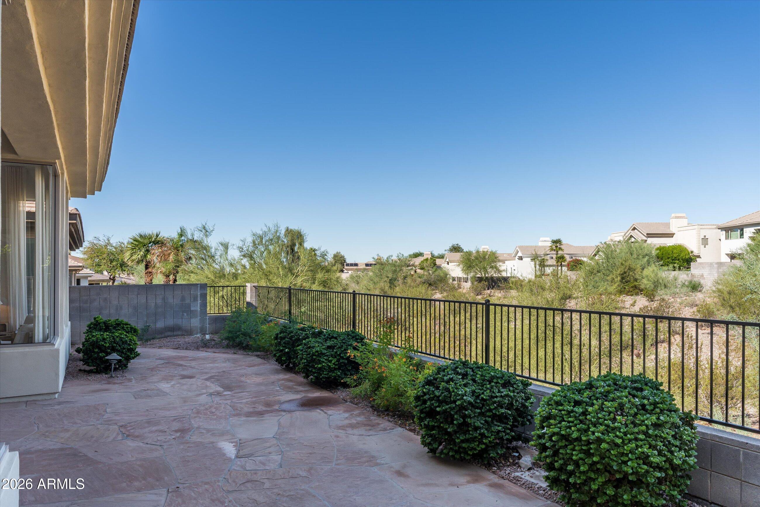 3124 E SQUAW PEAK Circle