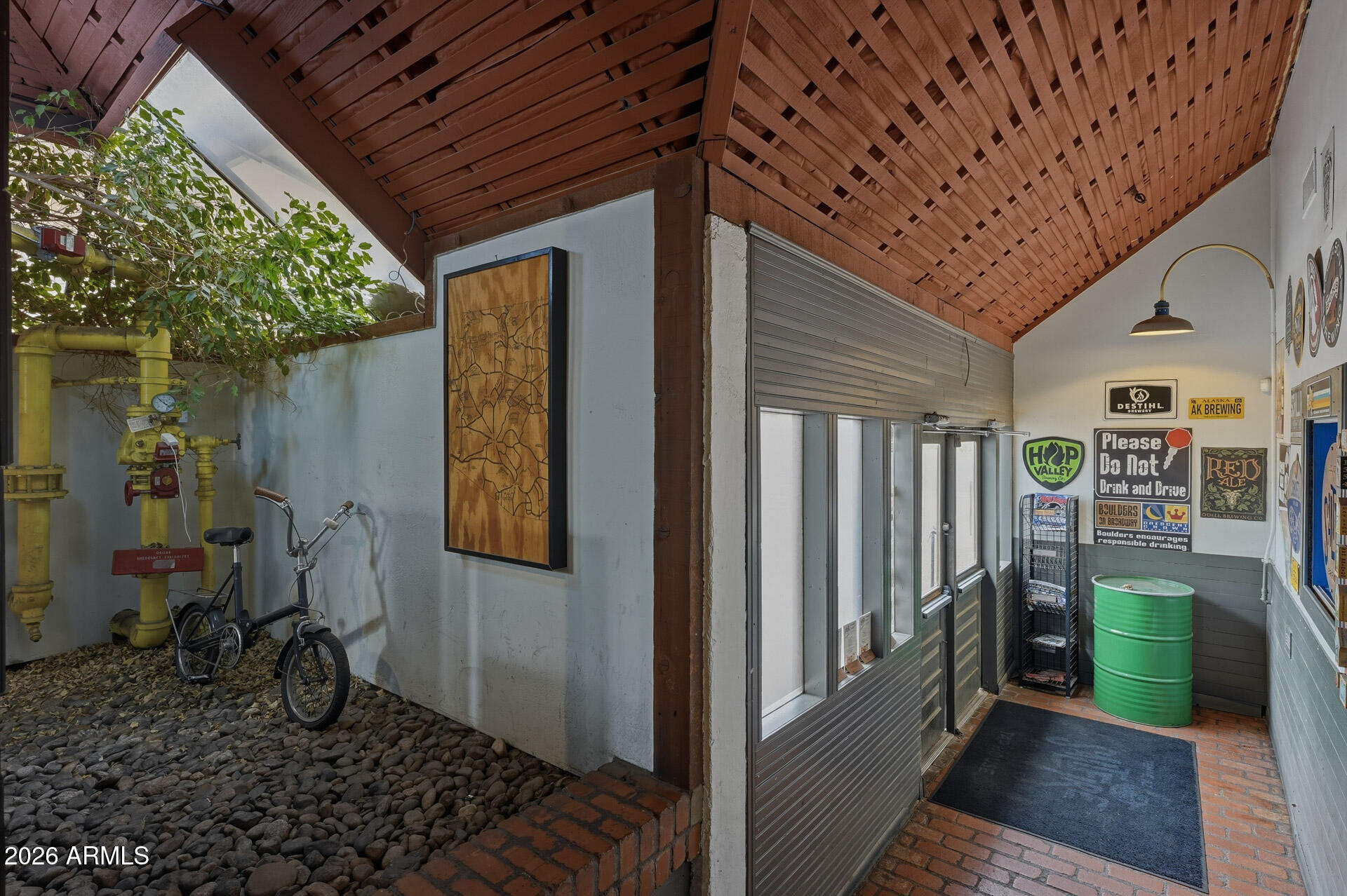 530 W BROADWAY Road