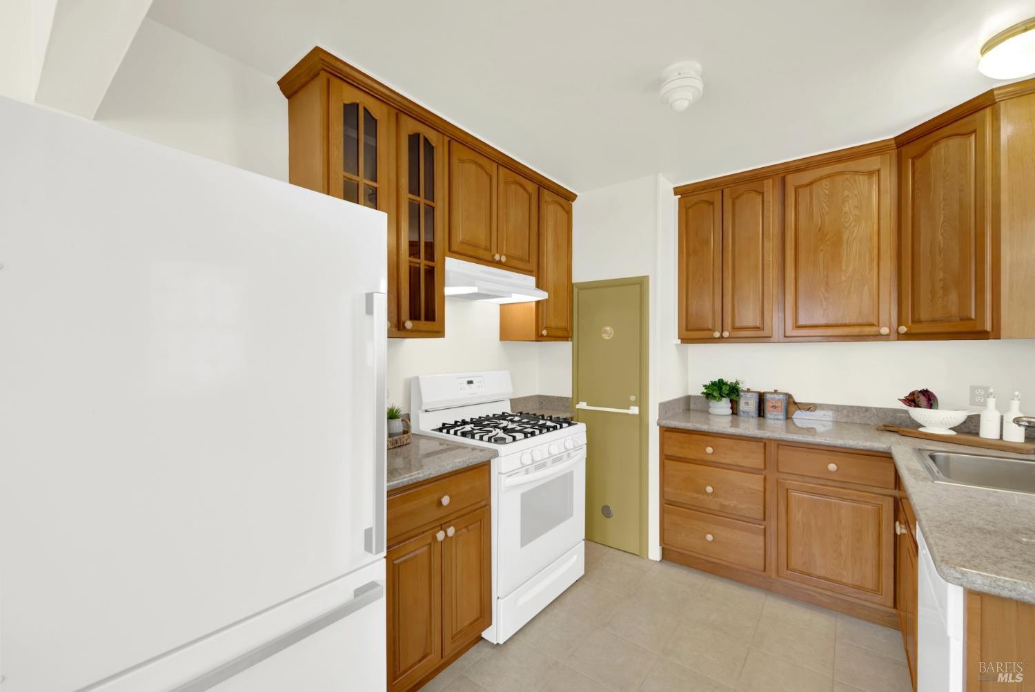 2364 Yajome Street