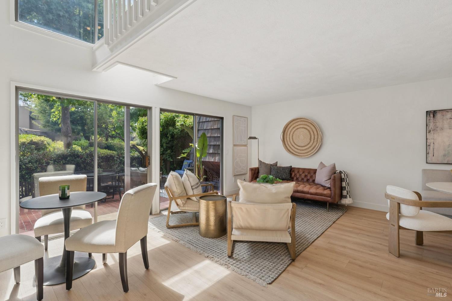 15 Sulgrave Lane