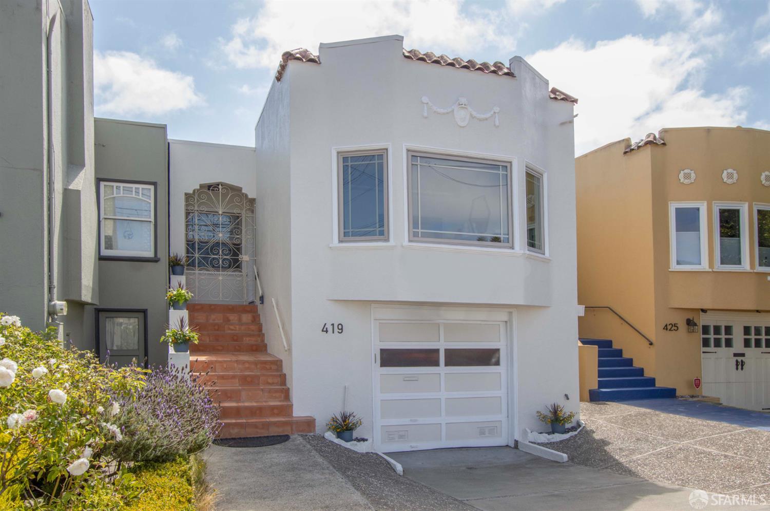 419 Capistrano Avenue