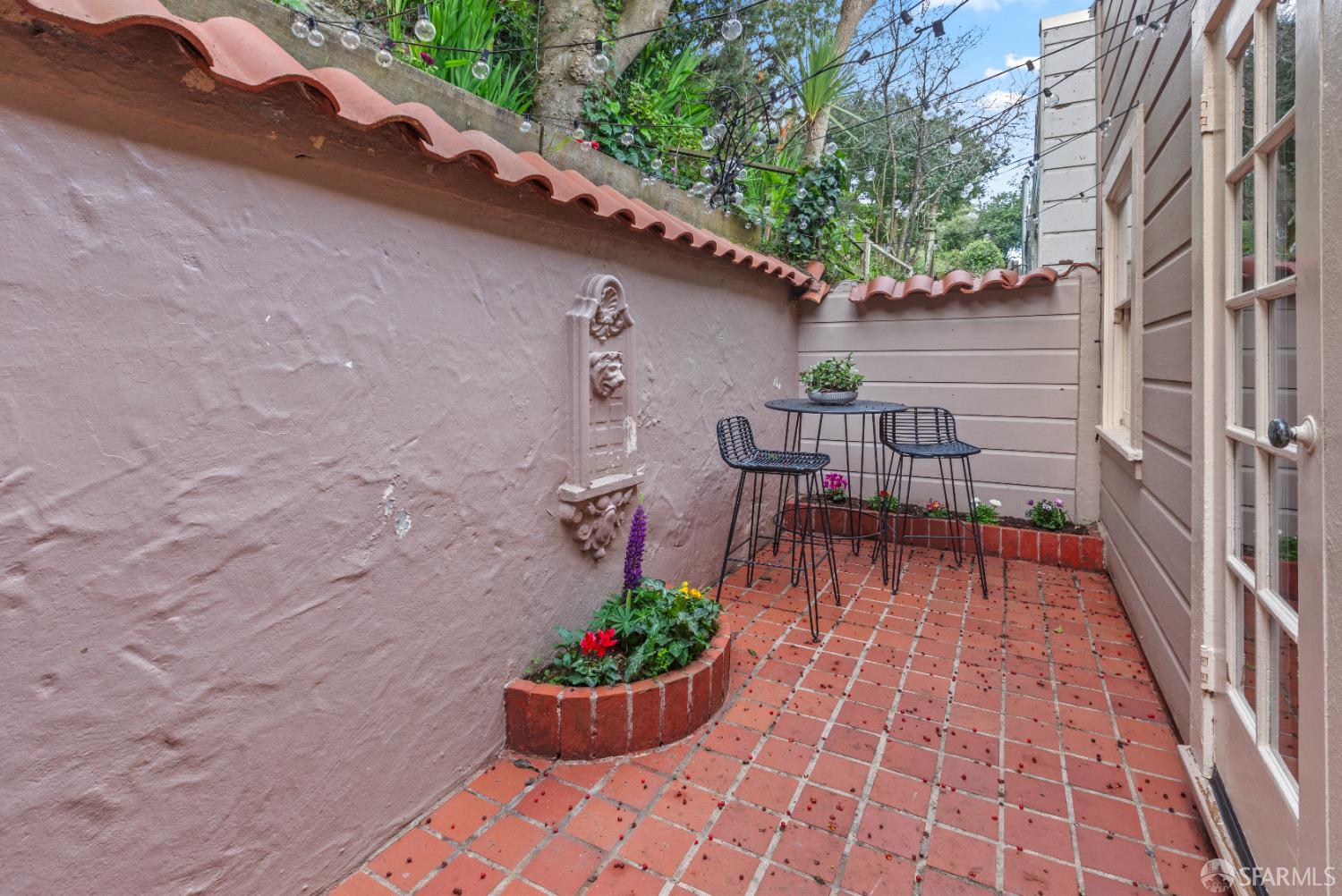 1135 Kirkham Street, SF