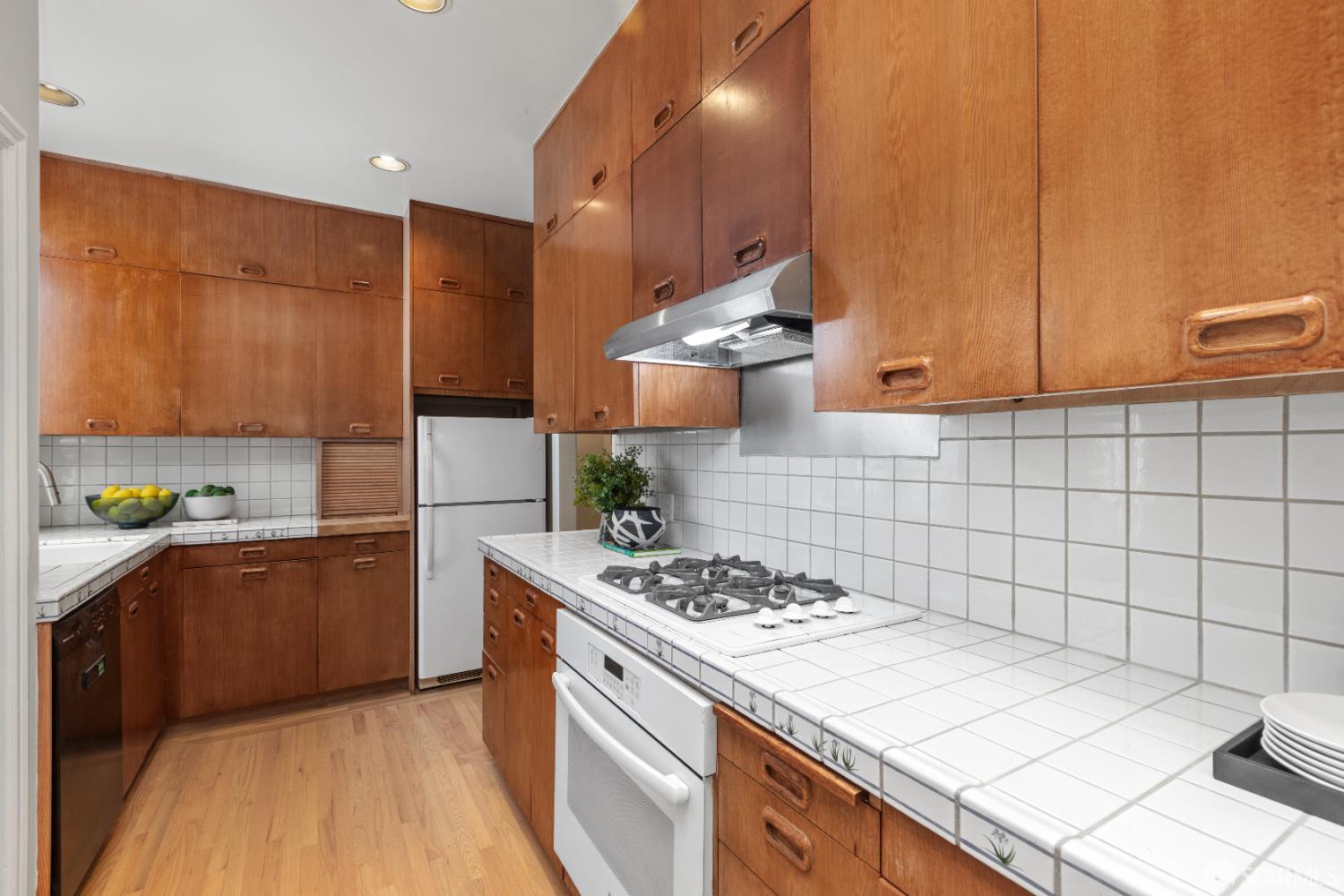 1135 Kirkham Street, SF