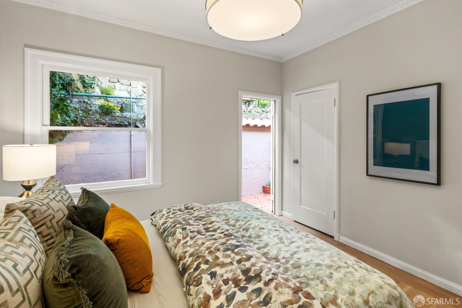 1135 Kirkham Street, SF