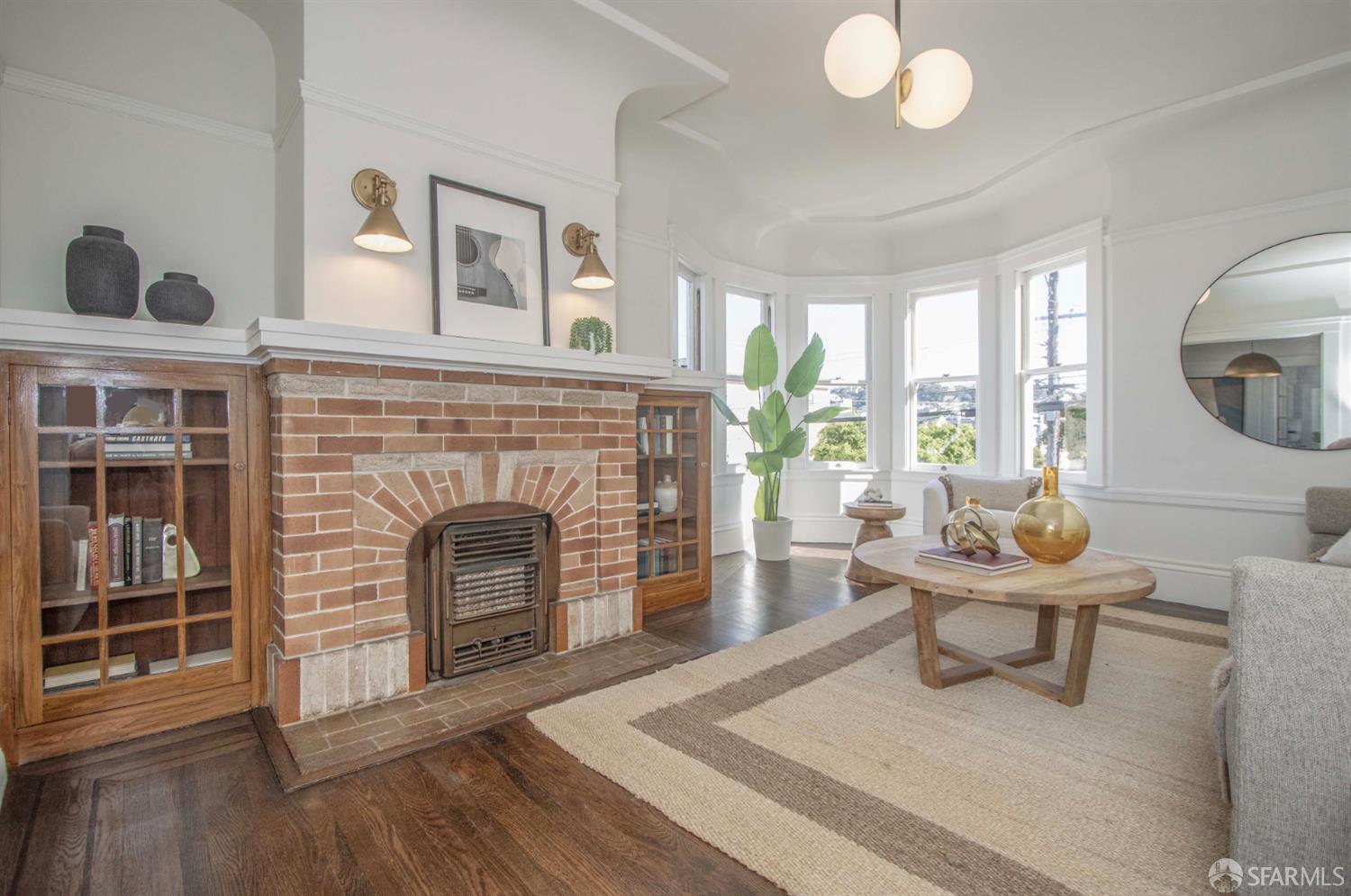 100 Excelsior Avenue