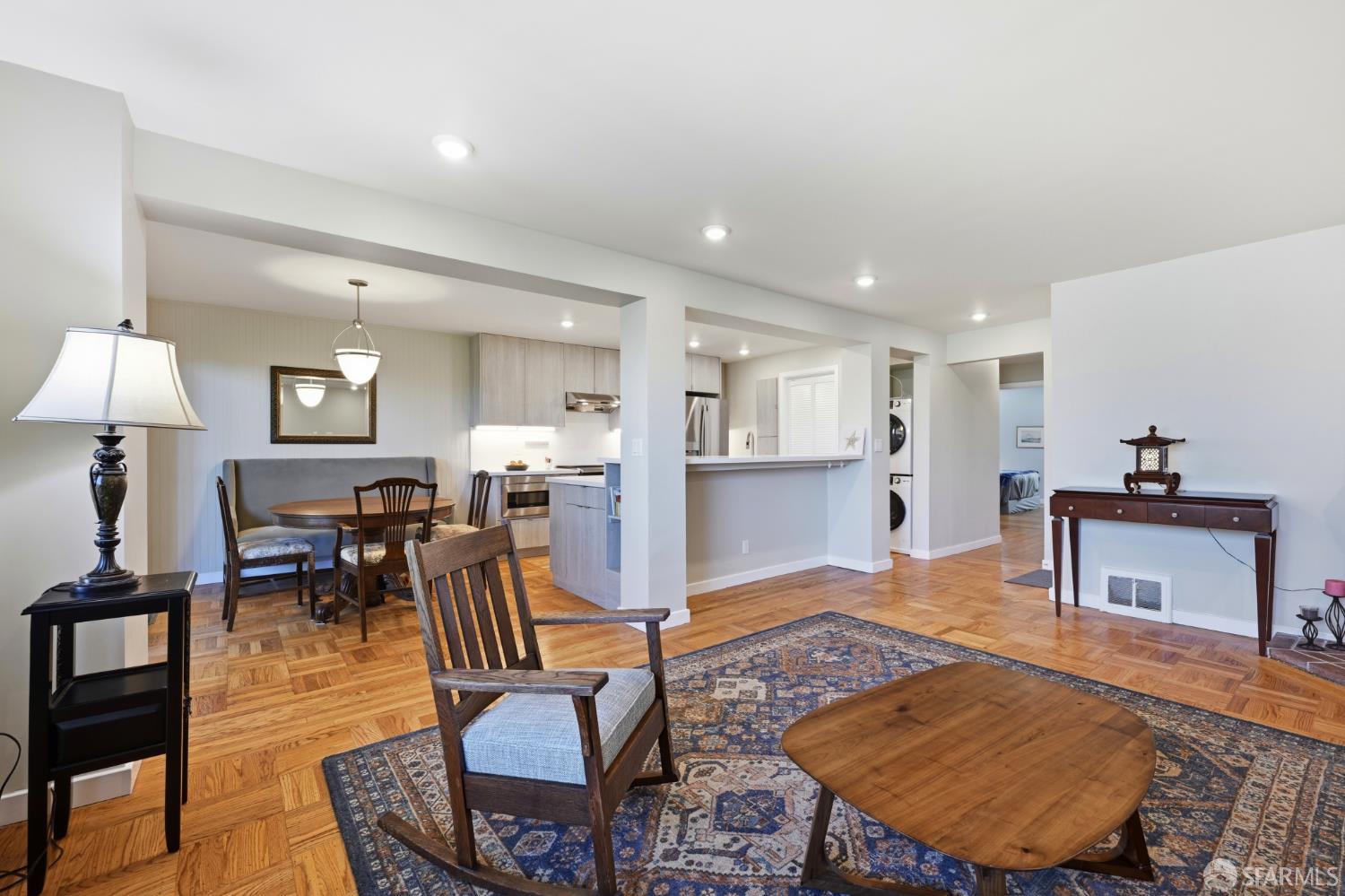 44 San Antonio Place