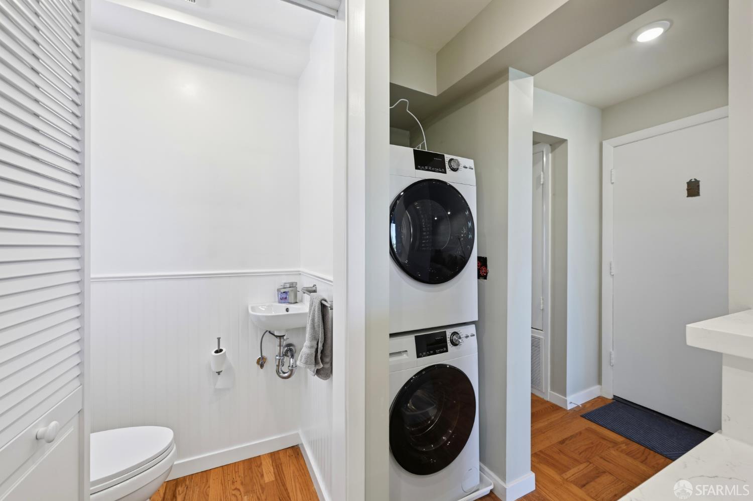 44 San Antonio Place