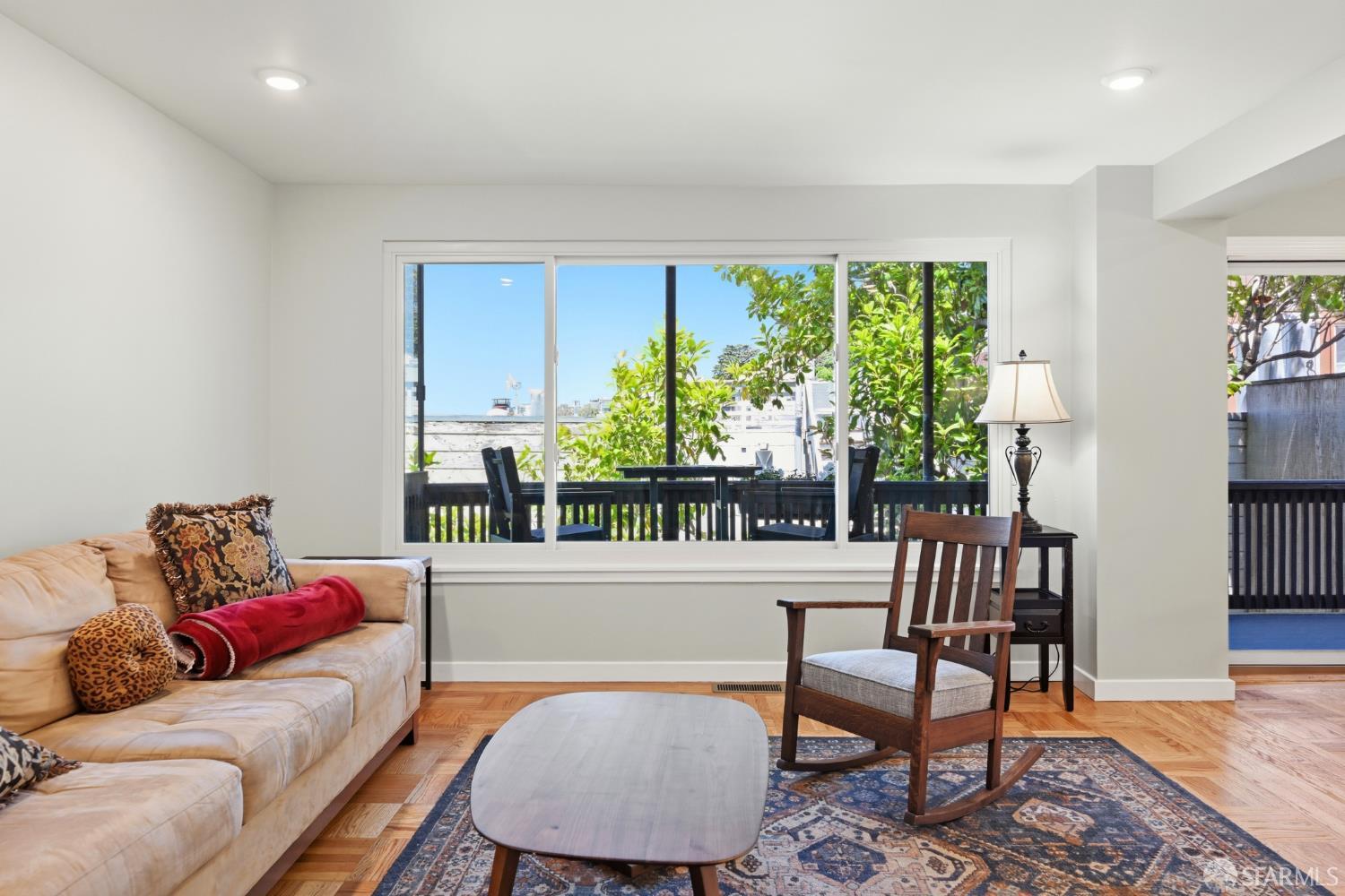 44 San Antonio Place