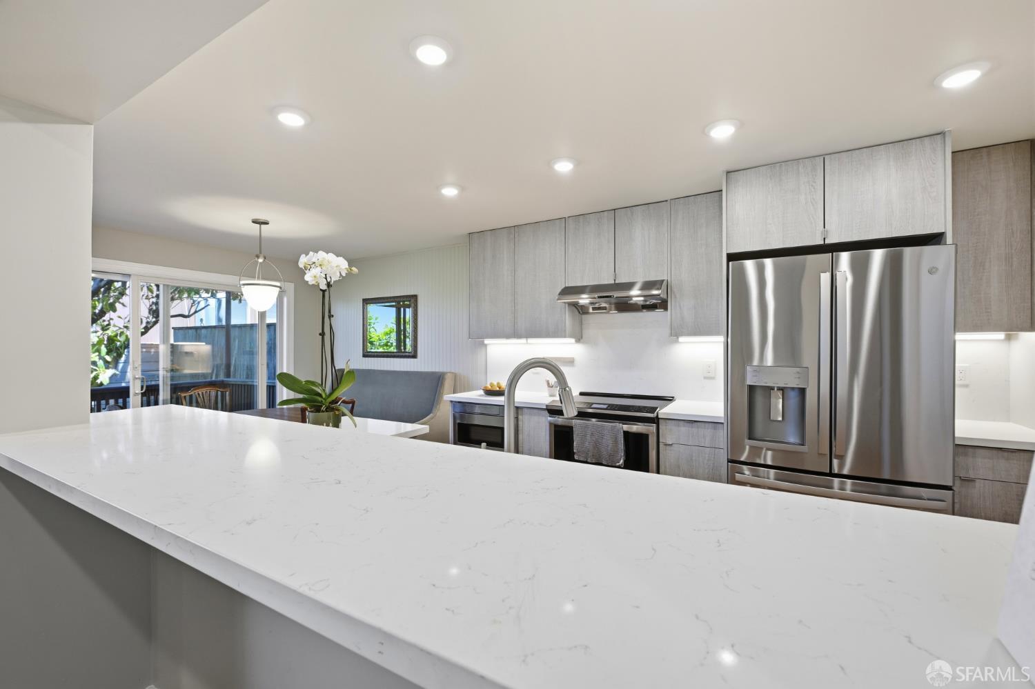 44 San Antonio Place