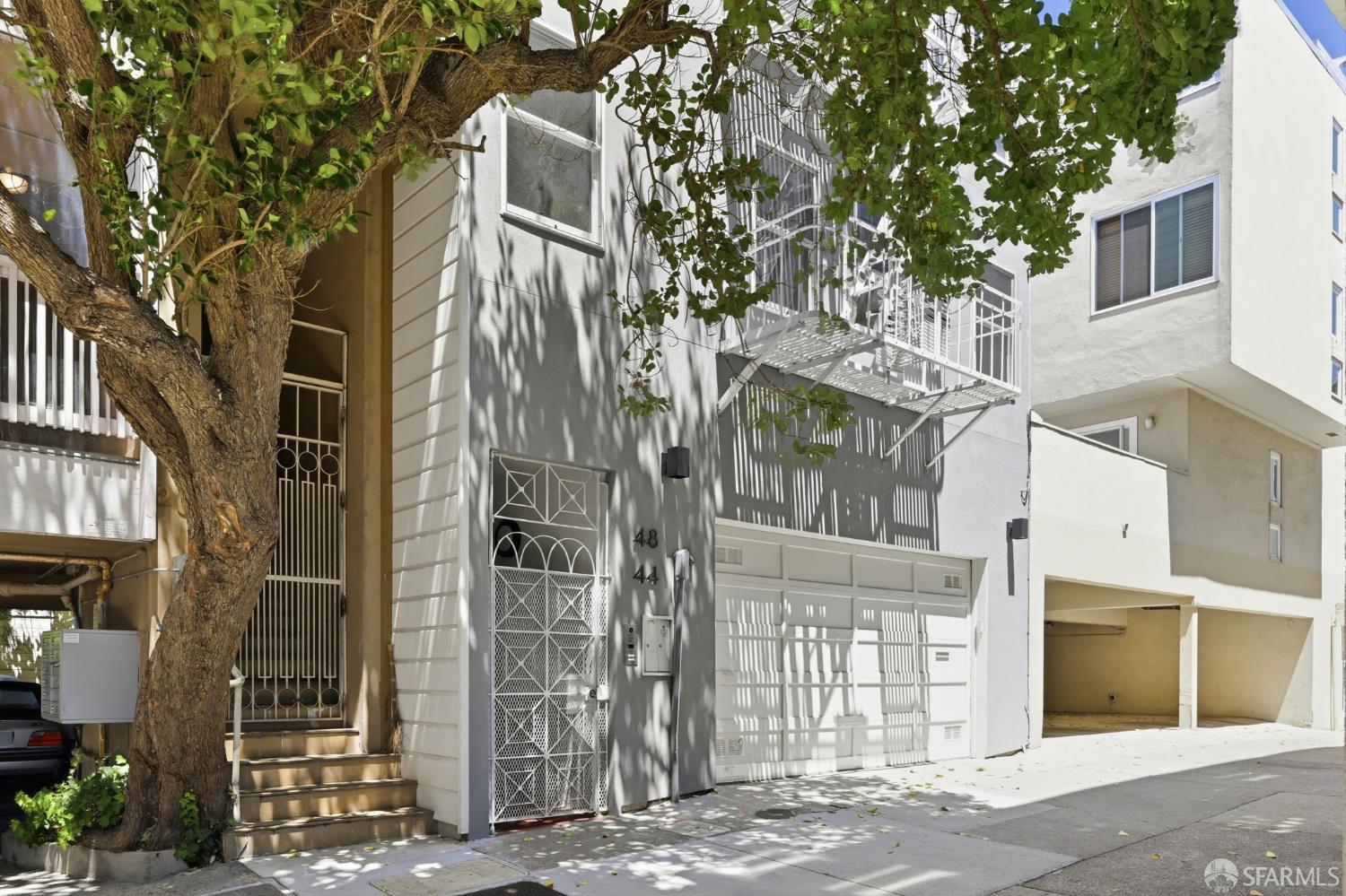 44 San Antonio Place
