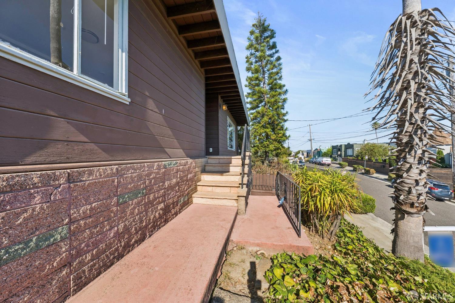 4759 Meldon Avenue