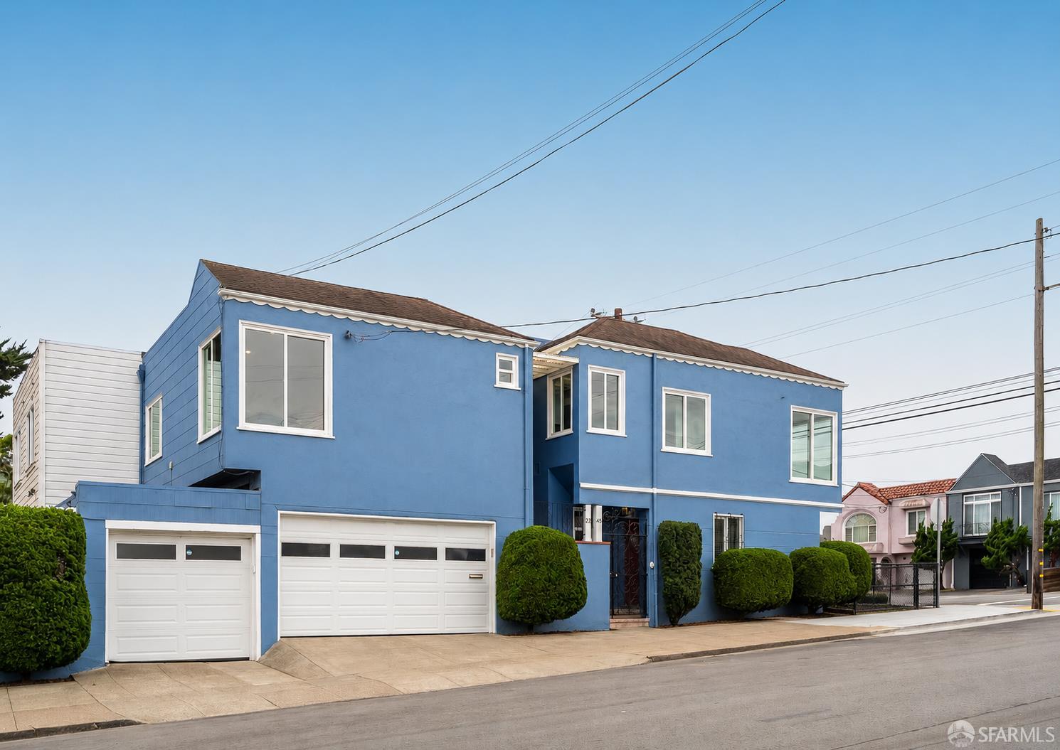 2345 Moraga Street