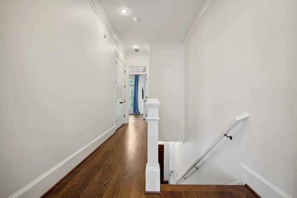 58 Sheridan Drive Unit 16
