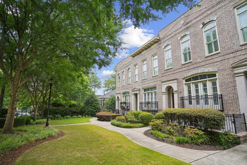 58 Sheridan Drive Unit 16