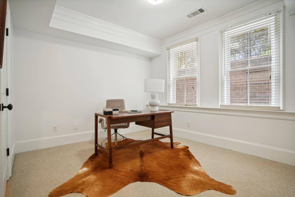 58 Sheridan Drive Unit 16