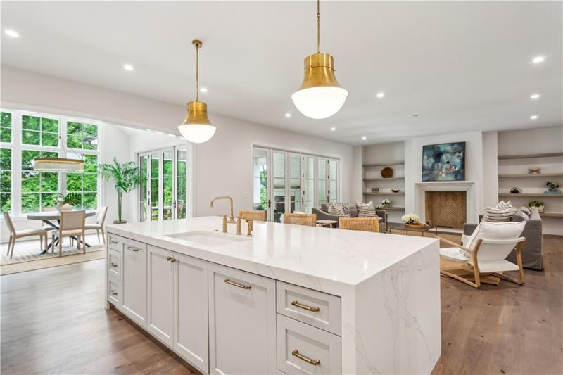 3044 Howell Mill Road NW