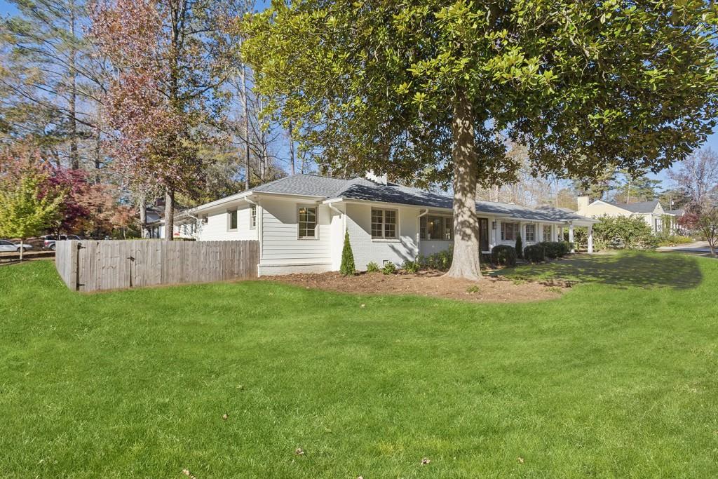 436 Valley Brook Drive NE