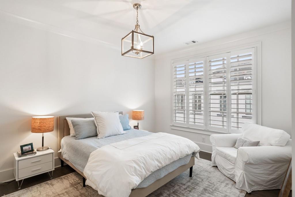 218 Calypso Circle