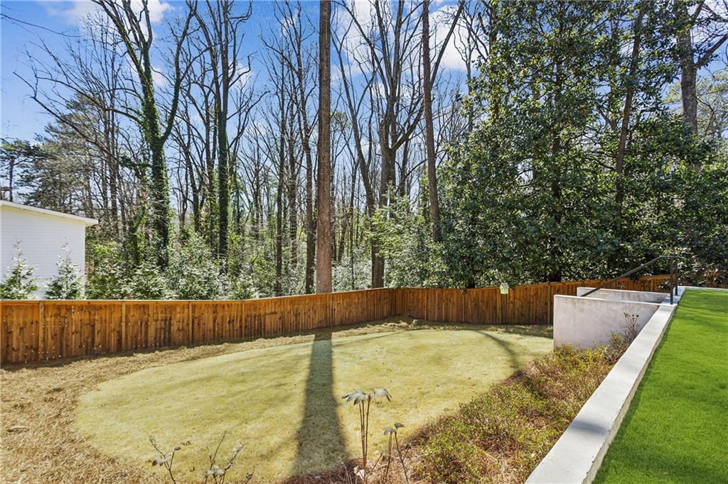 3125 Peachtree Drive NE