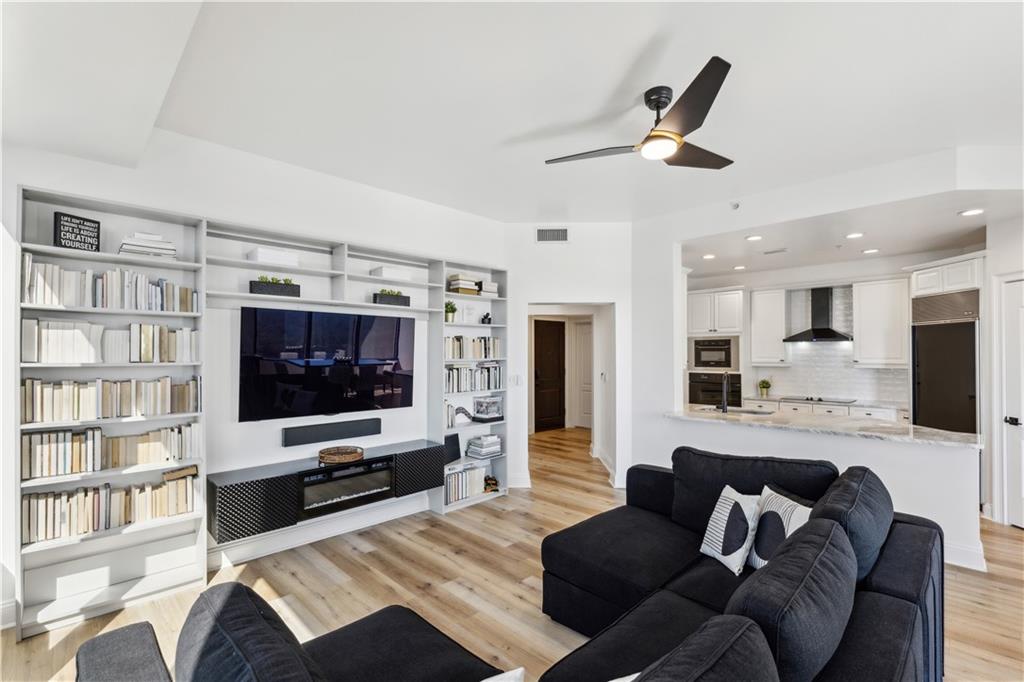 2828 Peachtree Road NW Unit 1701