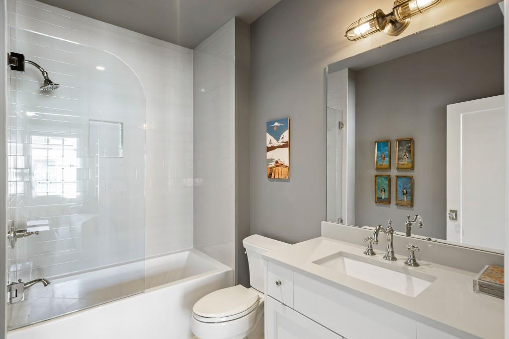 210 Calypso Circle
