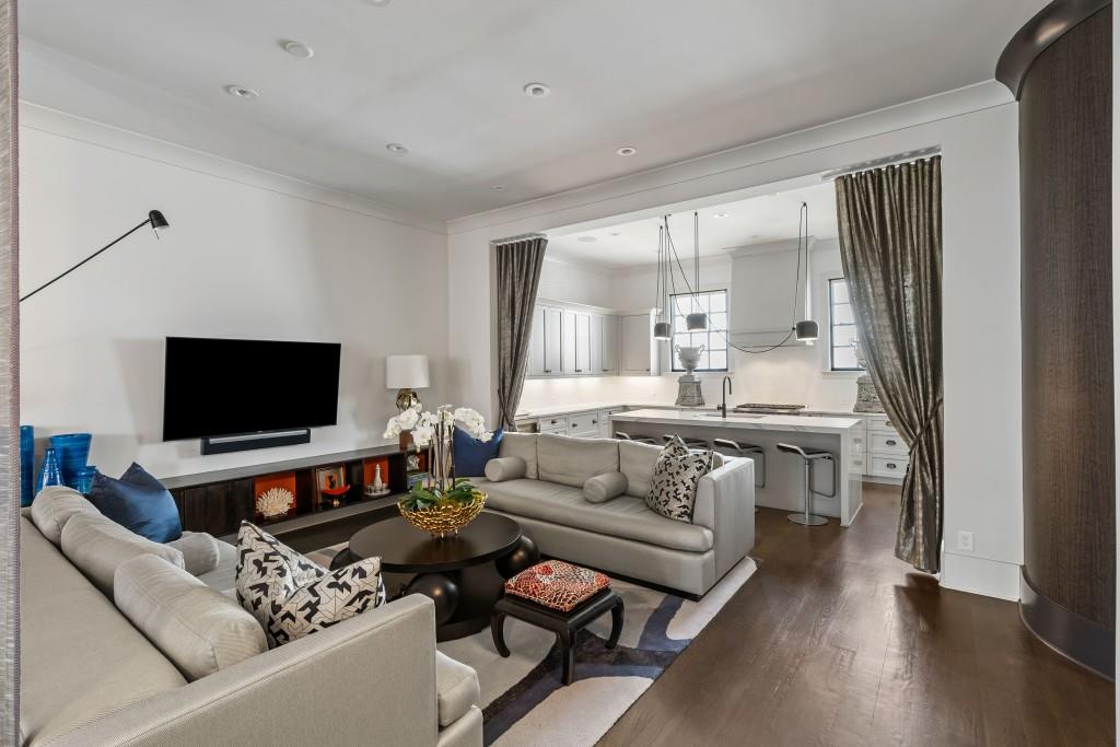 210 Calypso Circle