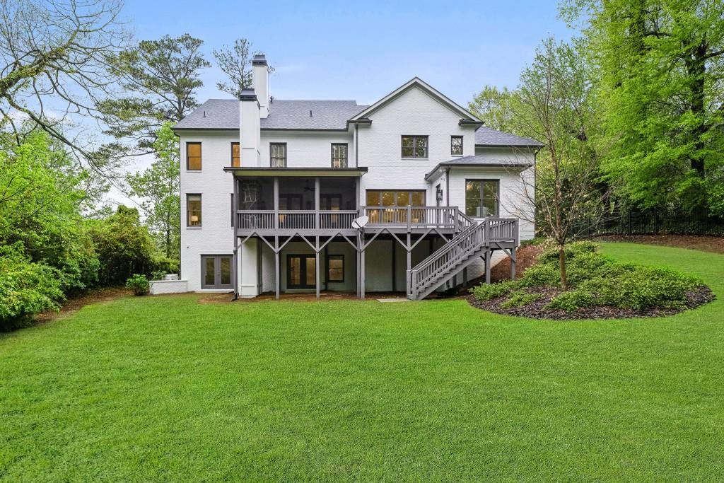 369 Pinecrest Road NE