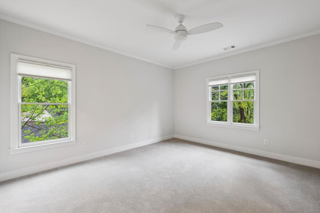 369 Pinecrest Road NE