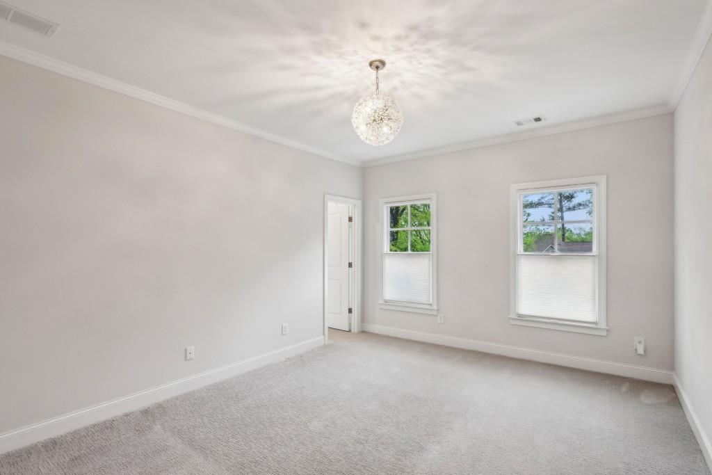 369 Pinecrest Road NE