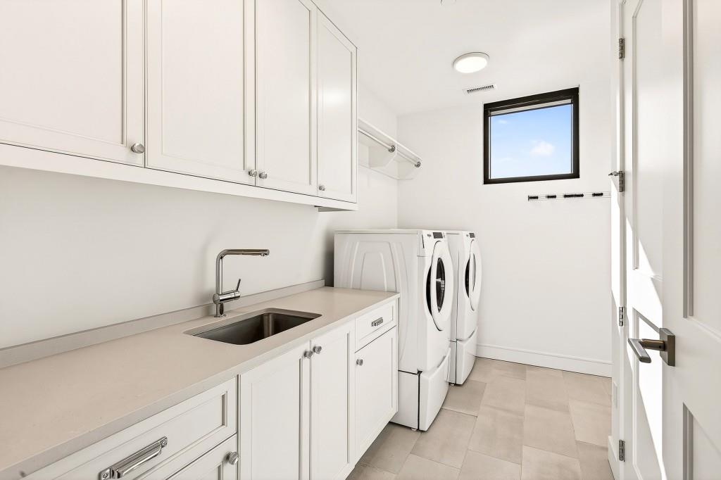 2520 Peachtree Road Unit 703