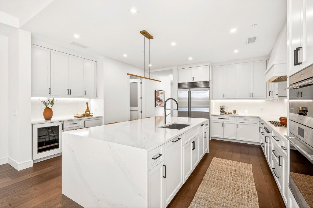 2520 Peachtree Road Unit 703
