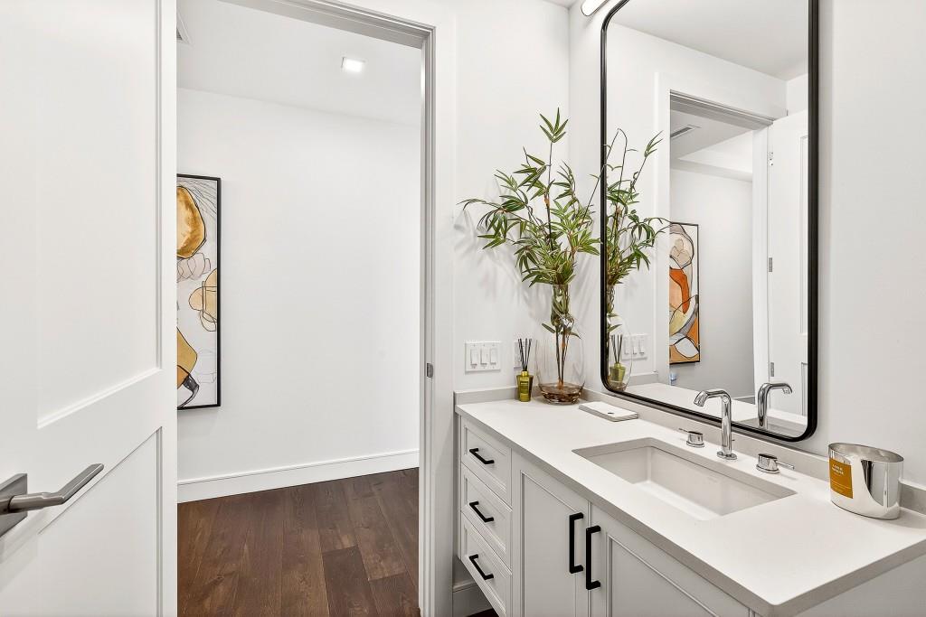 2520 Peachtree Road Unit 703