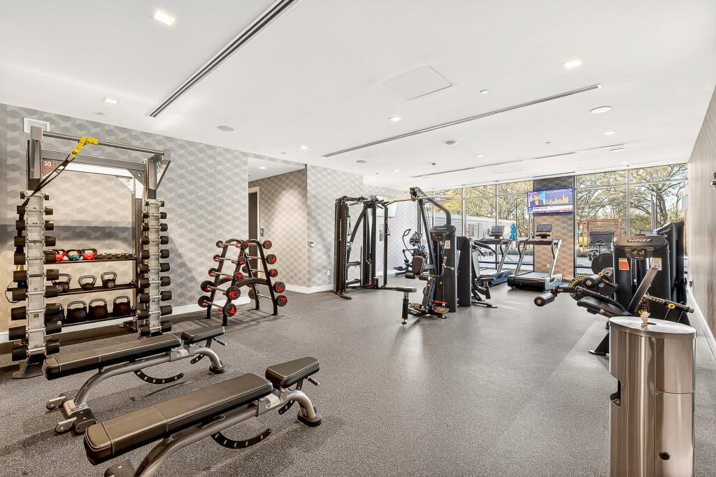 2520 Peachtree Road Unit 703