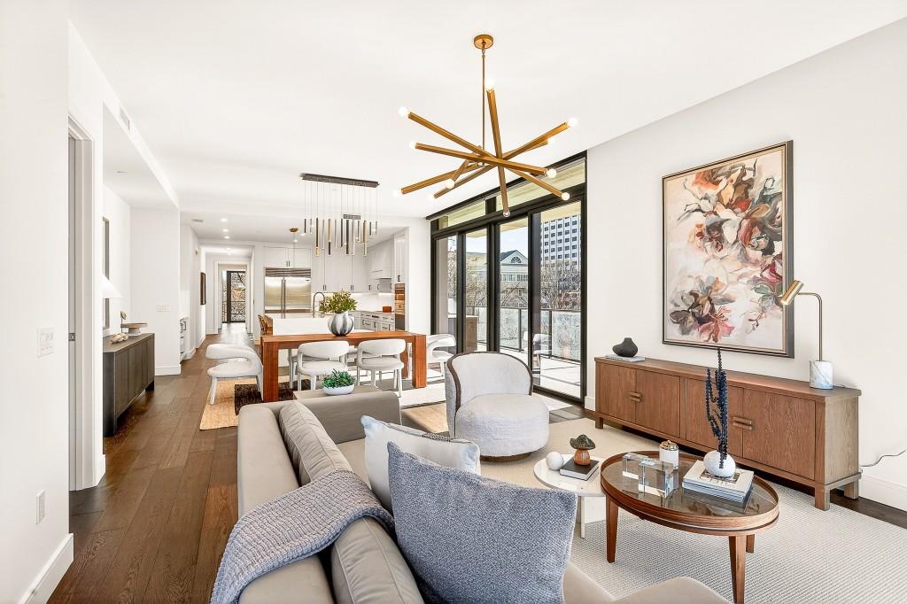 2520 Peachtree Road Unit 703