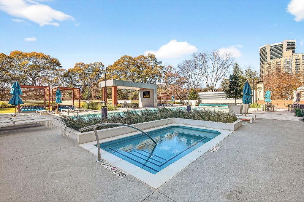 2520 Peachtree Road Unit 703