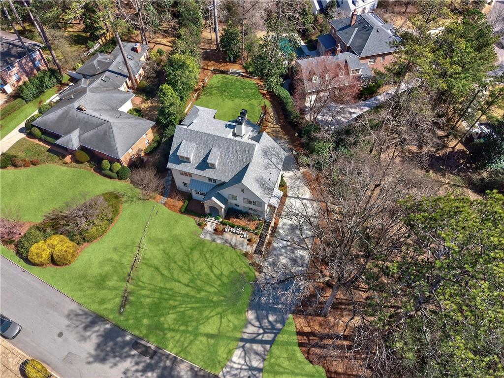 524 Bryn Mawr Lane NW