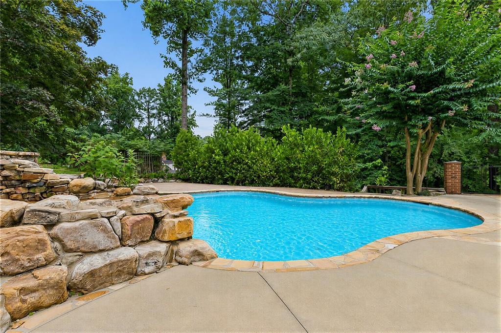 4992 Rebel Trail