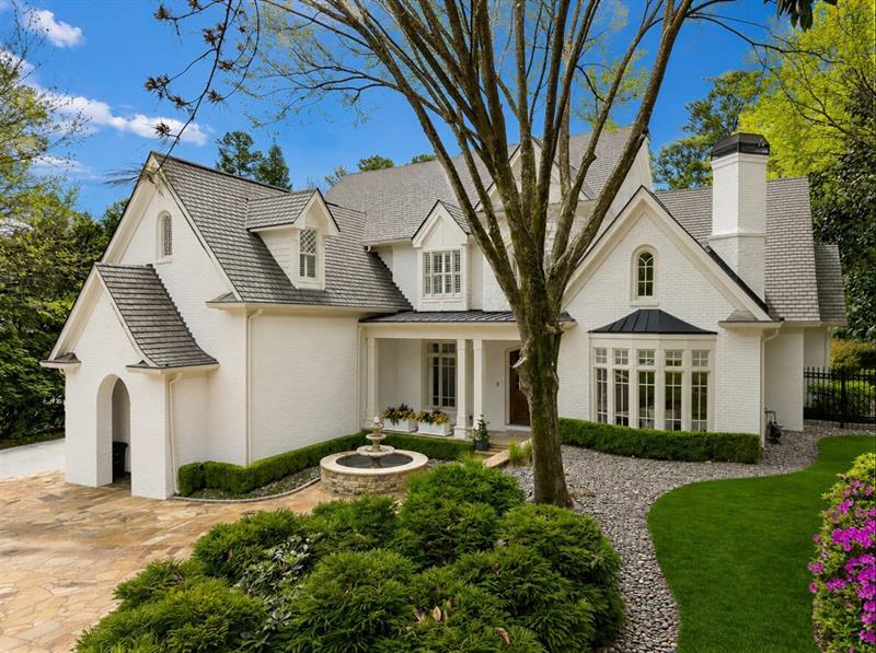 4966 Long Island Drive