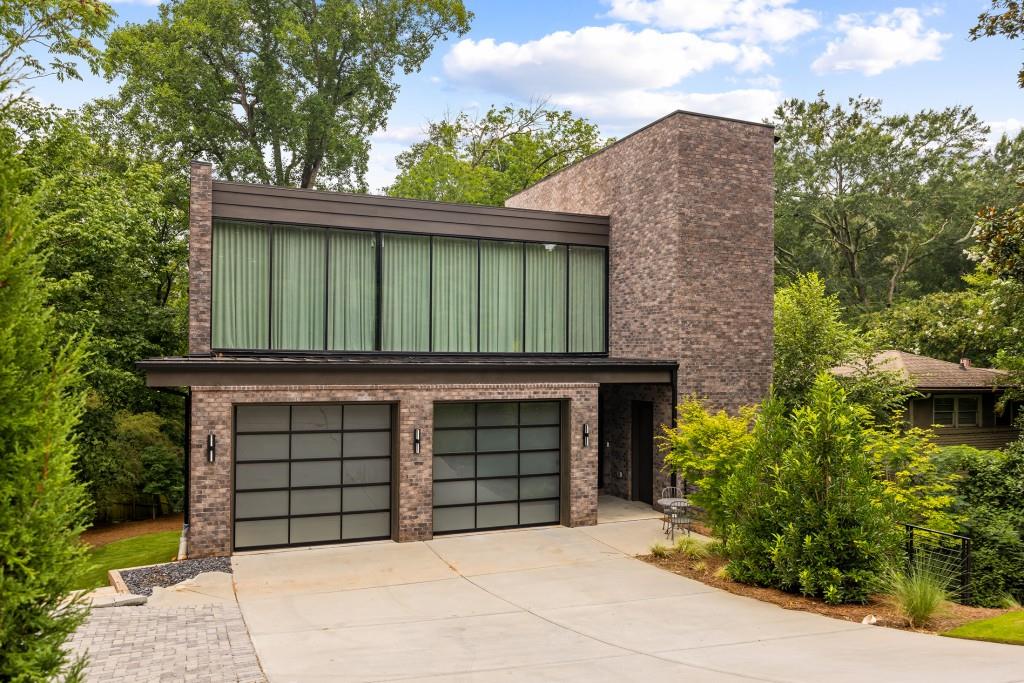 2460 Howell Mill Road NW