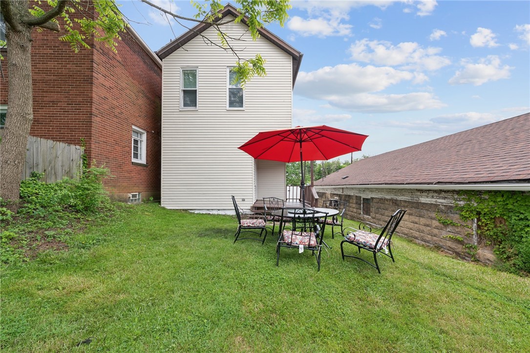1305 Soles St