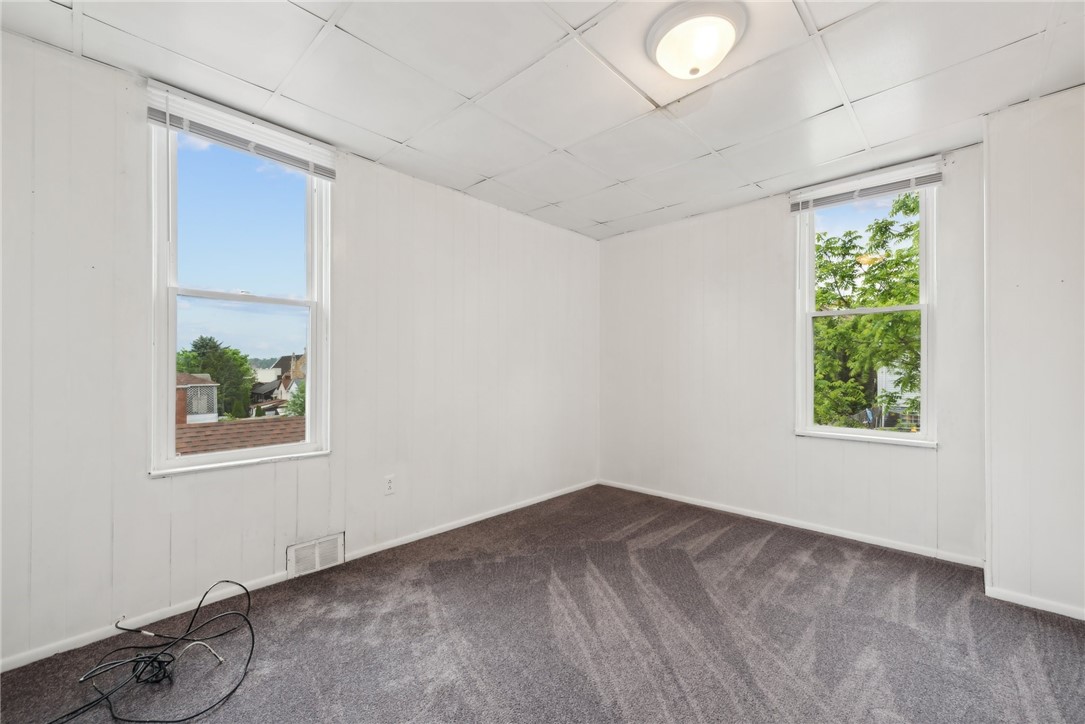 1305 Soles St