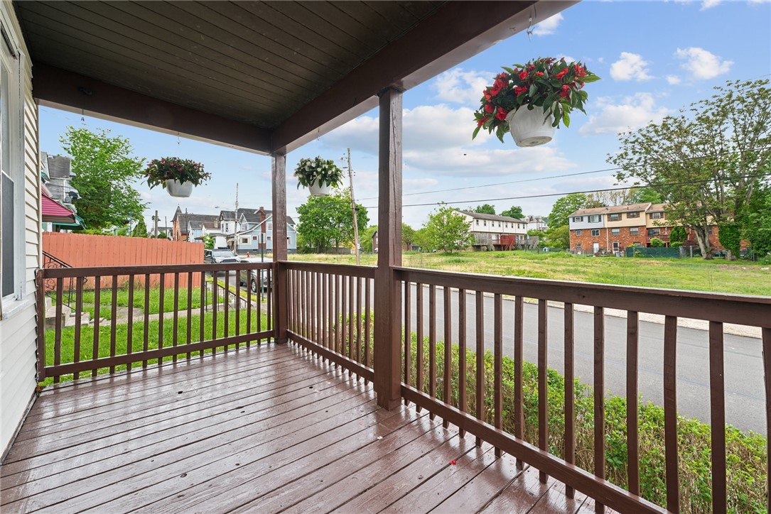 1305 Soles St